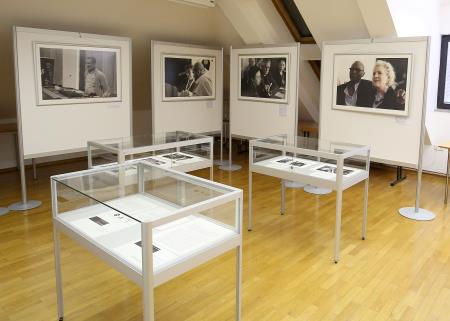 RAZSTAVA FOTOGRAFIJ JANEZA BOGATAJA 06 FOTO LJUBO VUKELIČ